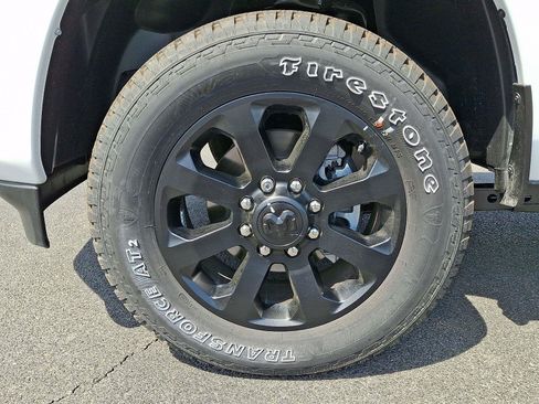 New 2026 RAM 3500 Big Horn AWD/4WD image 6