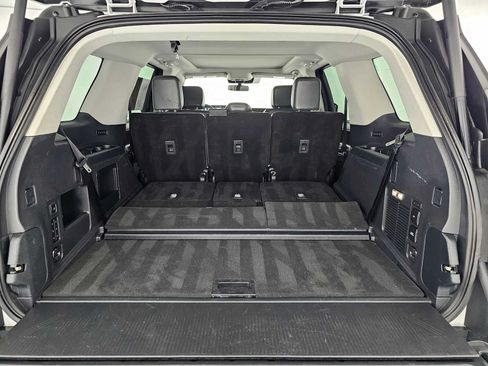 Used 2025 Ford Expedition Active AWD/4WD image 16