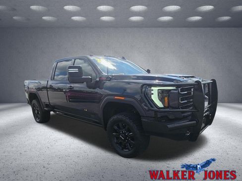 Used 2024 GMC Sierra 2500 AT4 w/ AT4 Premium Plus Package AWD/4WD image 1