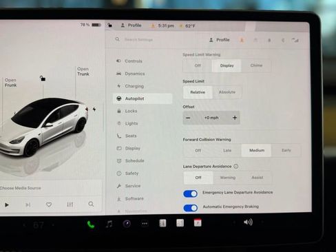 Used 2022 Tesla Model 3 Performance image 26