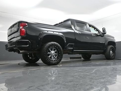 Used 2022 Chevrolet Silverado 2500 High Country w/ Z71 Off-Road Package AWD/4WD image 34