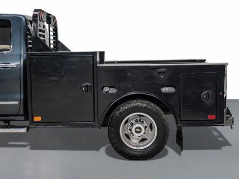 Used 2019 Chevrolet Silverado 3500 High Country w/ Duramax Plus Package image 11