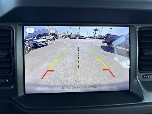 New 2025 Ford Bronco 4-Door image 21