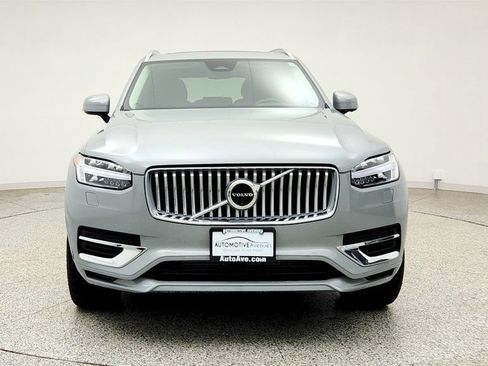 Used 2025 Volvo XC90 T8 Plus w/ Protection Package Premier AWD/4WD image 2