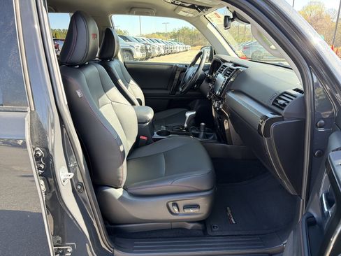 Certified 2024 Toyota 4Runner TRD Off-Road Premium image 25