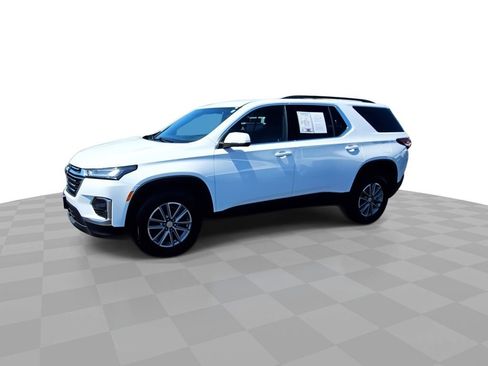 Certified 2023 Chevrolet Traverse LT FWD image 4