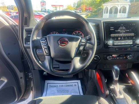 Used 2024 Nissan Frontier PRO-4X w/ Off-Road Protection Package image 14