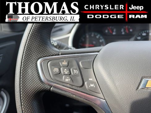 Used 2025 Chevrolet Malibu LT FWD image 13