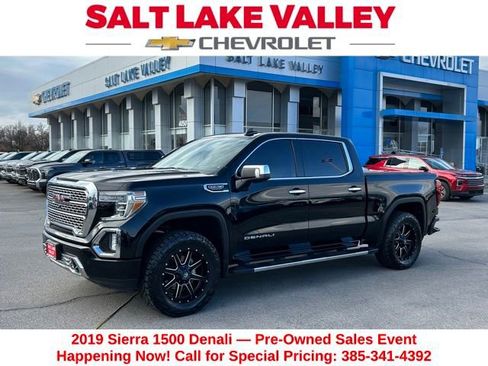 Used 2019 GMC Sierra 1500 Denali w/ Technology Package image 1