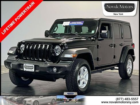 Used 2022 Jeep Wrangler Unlimited Sport image 4