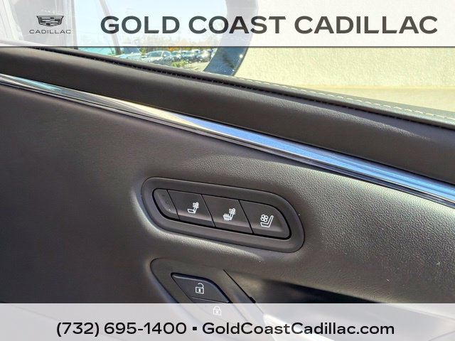 Certified 2024 Cadillac Escalade V w/ LPO, ONYX Package AWD/4WD image 8