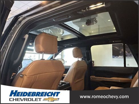 Used 2022 Ford Expedition Max Platinum image 19