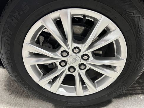 Used 2024 Cadillac XT6 Luxury FWD image 47