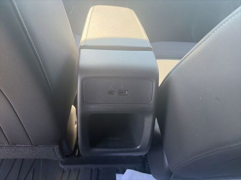 Used 2025 Buick Envista Preferred w/ Convenience I Package FWD image 12