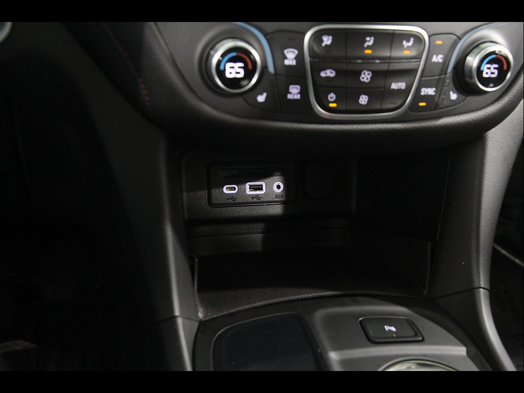 Certified 2022 Chevrolet Equinox RS w/ Infotainment Package FWD image 15