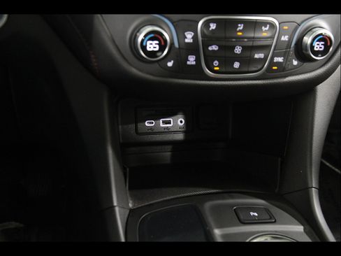 Certified 2022 Chevrolet Equinox RS w/ Infotainment Package FWD image 15