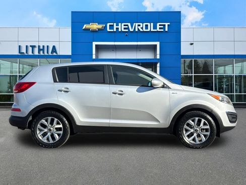 Used 2016 Kia Sportage LX AWD/4WD image 8