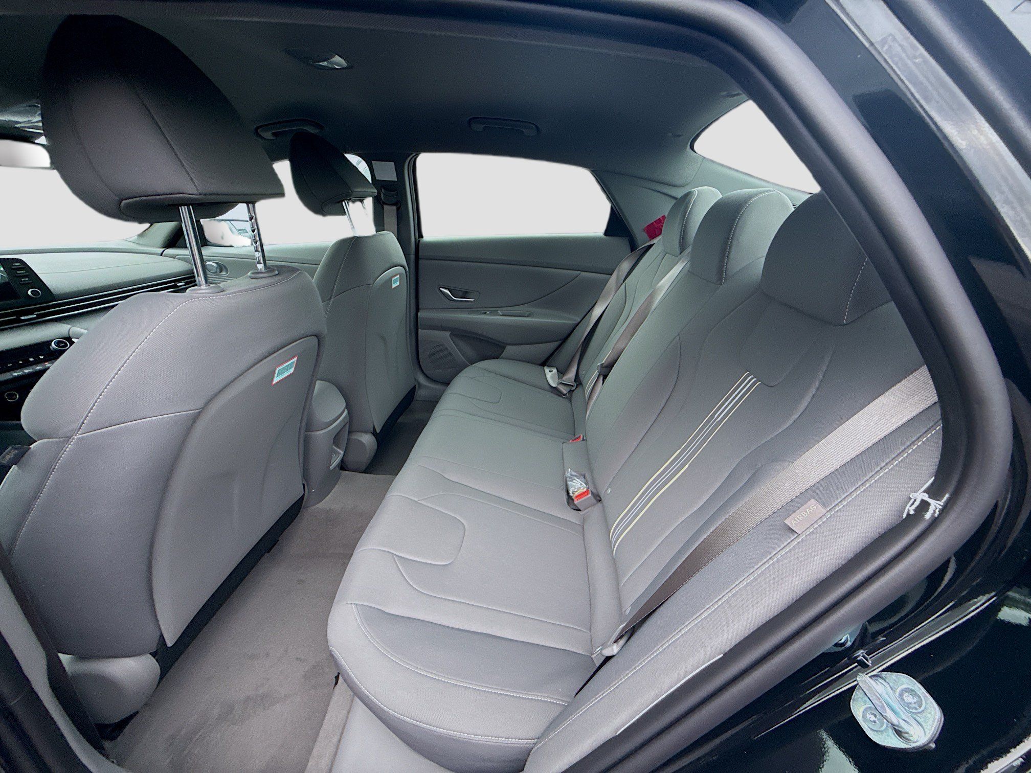 New 2026 Hyundai Elantra Sport w/ Cargo Package FWD image 17