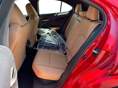 New 2025 Lexus UX 300h FWD image 14