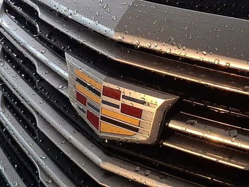 Used 2017 Cadillac XT5 Luxury image 30