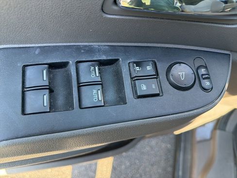 Used 2016 Honda Odyssey SE image 24