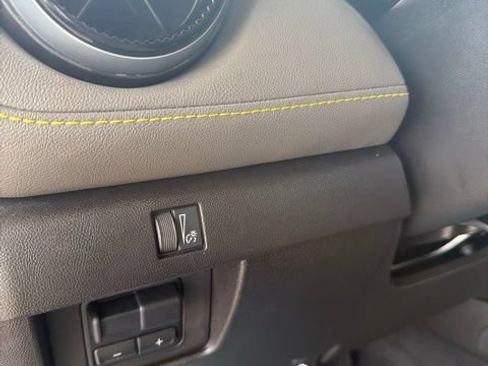Used 2025 Chevrolet Colorado ZR2 AWD/4WD image 18