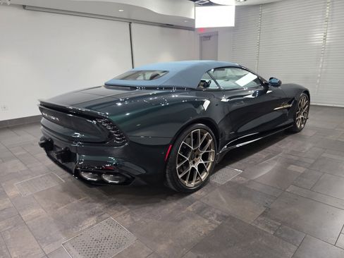 Used 2026 Aston Martin Vanquish Convertible RWD image 25