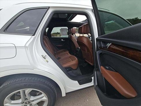 Used 2018 Audi Q5 2.0T Premium image 18