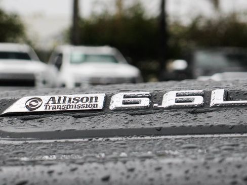 Used 2024 Chevrolet Silverado 2500 LTZ w/ LTZ Convenience Package image 47