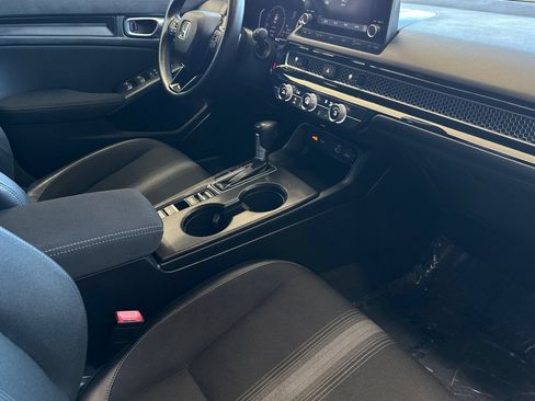 Used 2023 Honda Civic Sport image 15