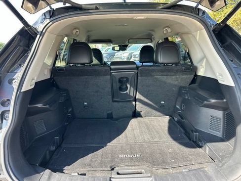 Used 2020 Nissan Rogue SL FWD image 8