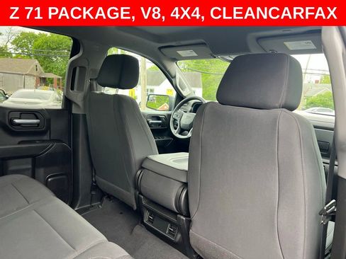 Used 2021 Chevrolet Silverado 1500 Custom Trail Boss w/ LPO, Dark Essentials Package AWD/4WD image 23