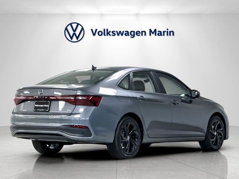 New 2026 Volkswagen Jetta SE image 5