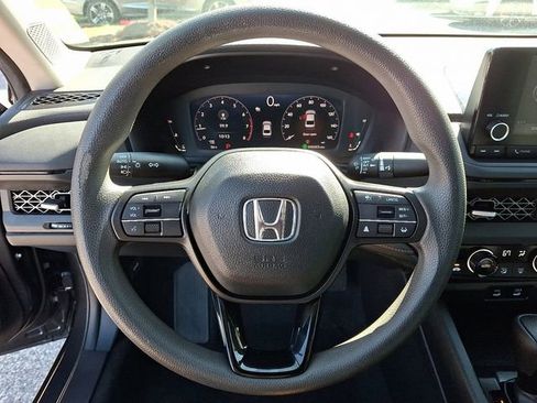 Used 2023 Honda Accord EX image 19