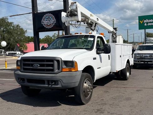 Used 2000 Ford F550 2WD Regular Cab Super Duty image 2