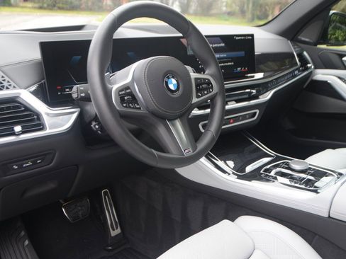 Used 2026 BMW X5 xDrive40i AWD/4WD image 19