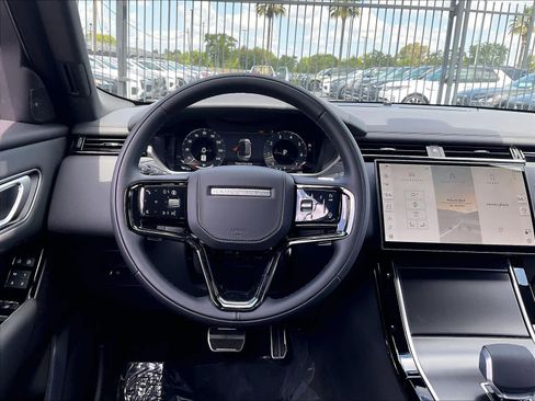New 2026 Land Rover Range Rover Velar Dynamic SE AWD/4WD image 14