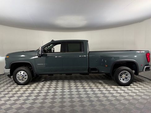 Used 2026 Chevrolet Silverado 3500 LTZ w/ LTZ Plus Package AWD/4WD image 4