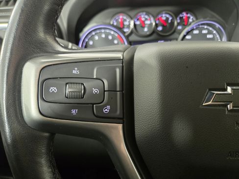 Used 2022 Chevrolet Silverado 1500 LT Trail Boss w/ Convenience Package II image 16