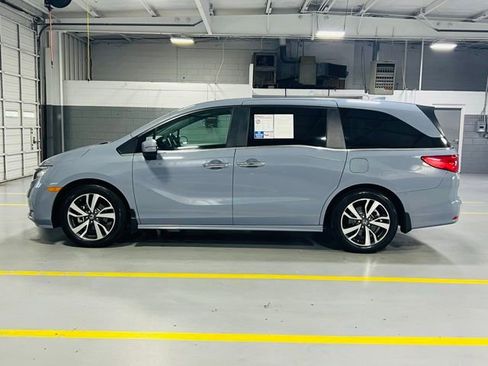 Used 2024 Honda Odyssey Touring image 18