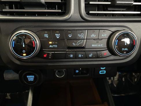 Used 2024 Ford Maverick Lariat image 17