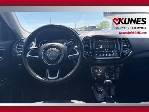 Used 2018 Jeep Compass Limited w/ Navigation Group AWD/4WD image 37