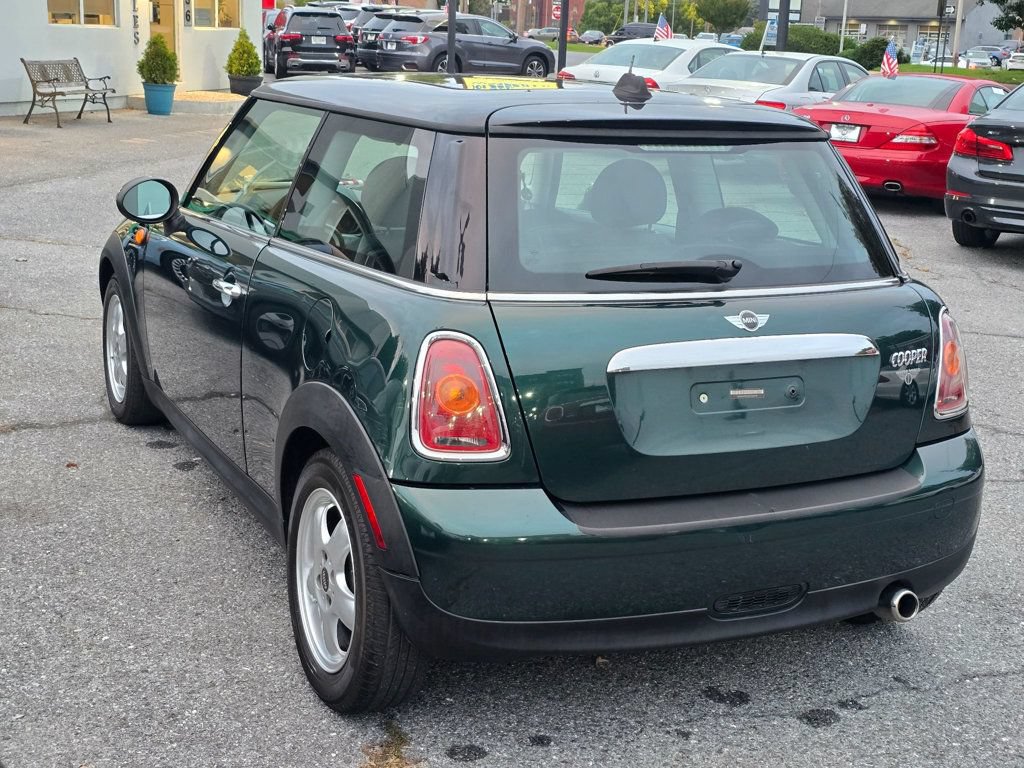 Used 2010 MINI Cooper Hardtop FWD image 6