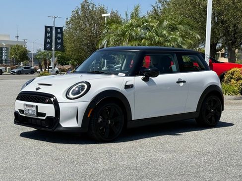 Used 2024 MINI Cooper S FWD image 5