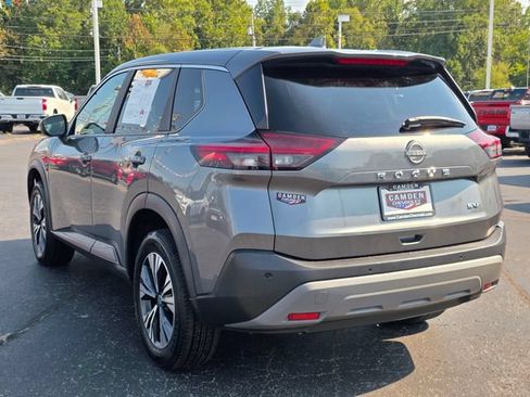 Used 2023 Nissan Rogue SV FWD image 9