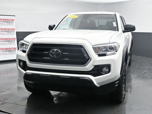 Used 2023 Toyota Tacoma SR5 image 4