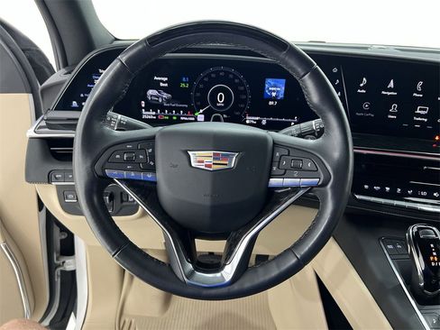 Used 2024 Cadillac Escalade Premium Luxury w/ Performance Package image 11