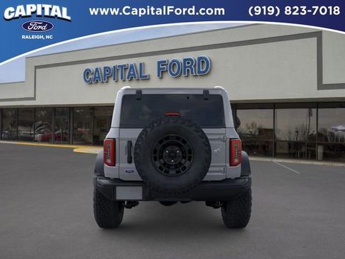 New 2026 Ford Bronco Badlands AWD/4WD image 5