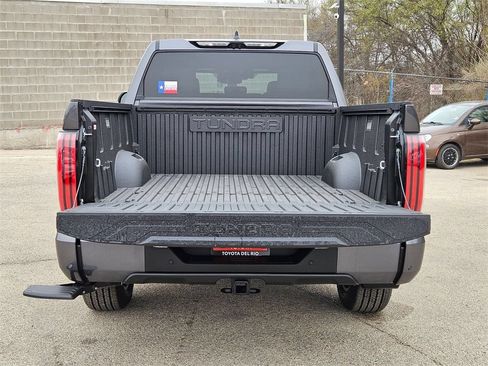 New 2025 Toyota Tundra Platinum AWD/4WD image 15