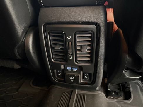Used 2023 Dodge Durango SRT AWD/4WD image 34